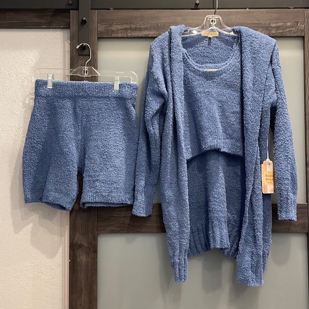 3 piece blue lounge fuzzy set